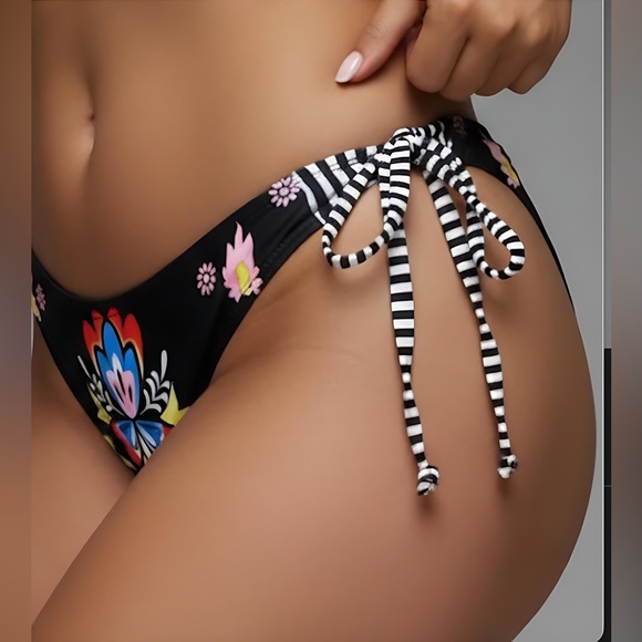 Boho Floral Print Tie Side Bikini Swimsuit Bathing Suit - Picture 5 of 8